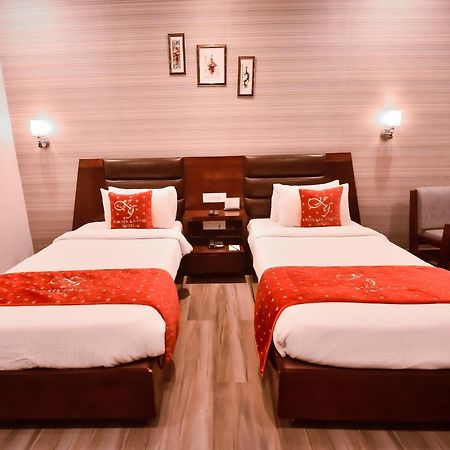 Konark Grand Hotel Mirzāpur Exteriér fotografie