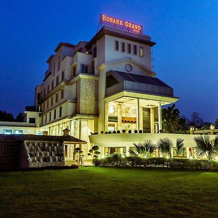 Konark Grand Hotel Mirzāpur Exteriér fotografie
